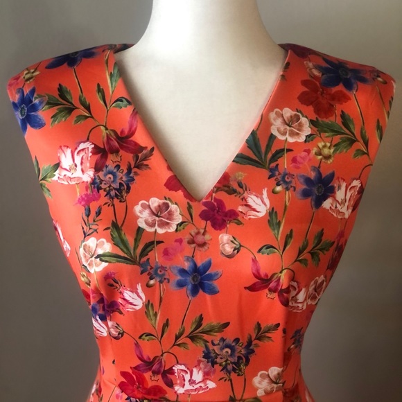 Calvin Klein Floral Scuba Dress - Picture 4 of 8